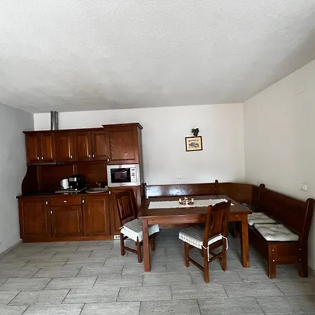 Cozy Апартаменти Брашов