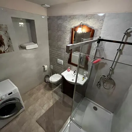 Апартаменти Cozy Брашов